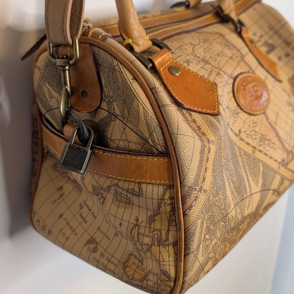 Allan Edward Crossbody, Great Condition - Picture 5 of 8